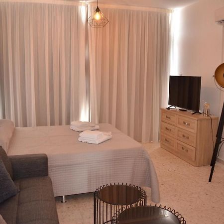 Almyria Apartments - By Imh Travel & Tours Paphos Exterior foto